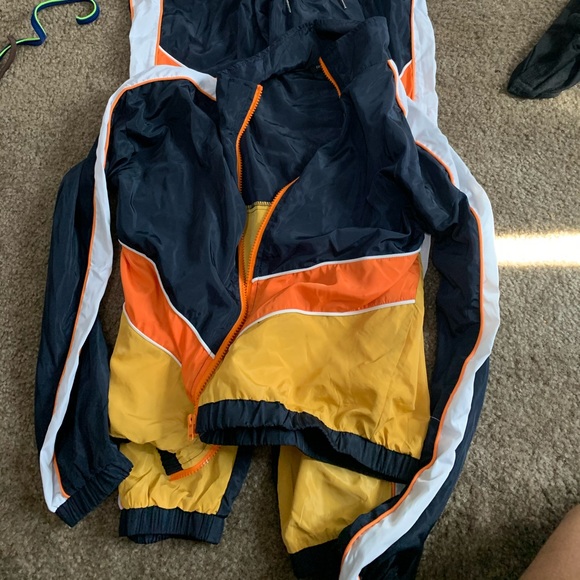 Fashion nova two piece pants and jacket track suit - Picture 9 of 9